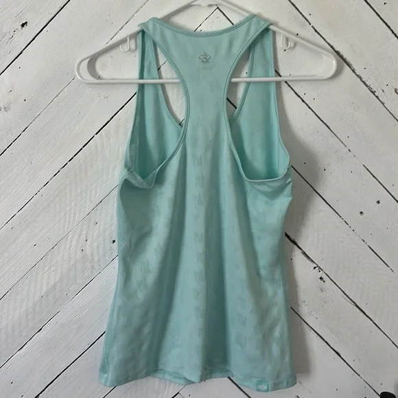 Run Rabbit Bunny Hop Tank Top - Picture 3 of 3